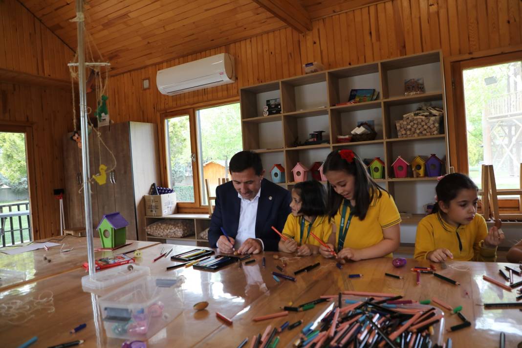 Karatay’da binlerce öğrenci 2 önemli konuda eğitim aldı 11